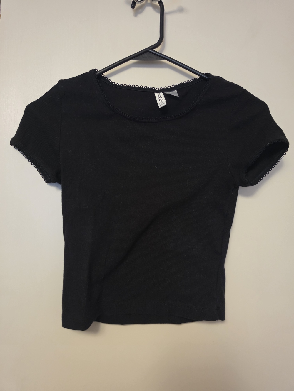 H&M Divided Black Lace Trim Short Sleeve Crop Top Size S